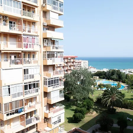 Moderno Estudio Aguila Del Sol